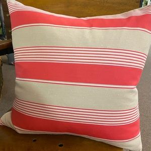Double knit pillow